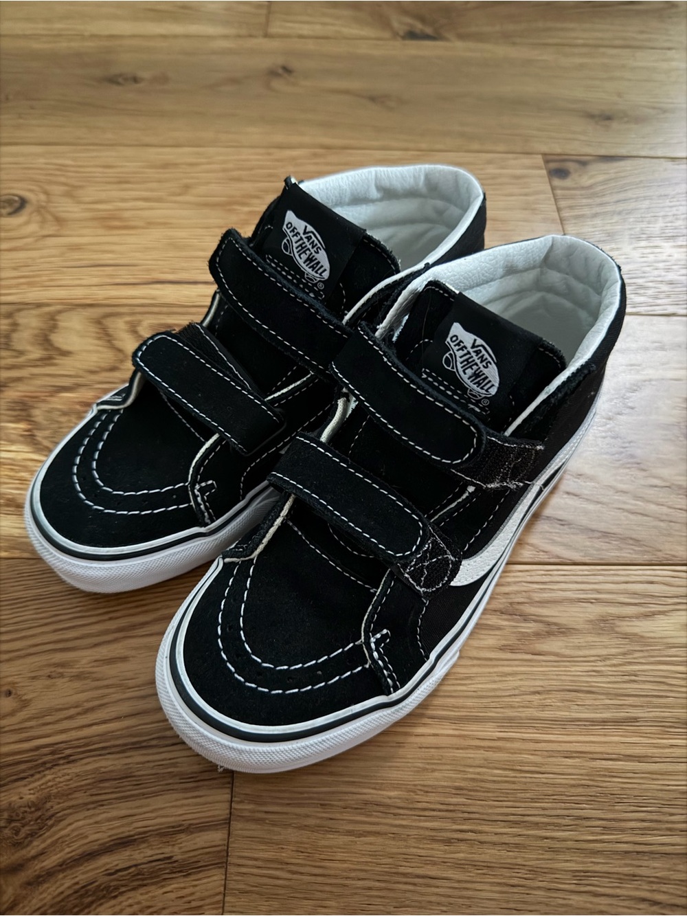 New Vans Sk8-Mid Reissue V Black White Youth 3 (No Box)
